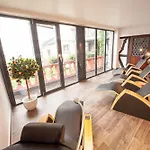 Doctor Weinstube Hotell 3*
