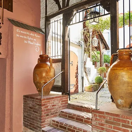 Hotel Doctor Weinstube 3*