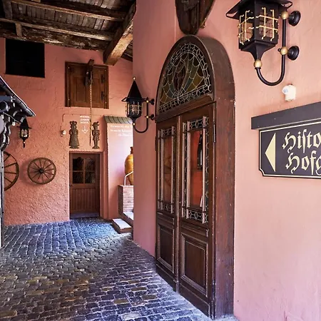 Hotel Doctor Weinstube 3*