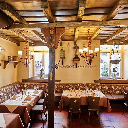 Doctor Weinstube Hotel