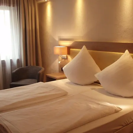 Hotell Doctor Weinstube 3*