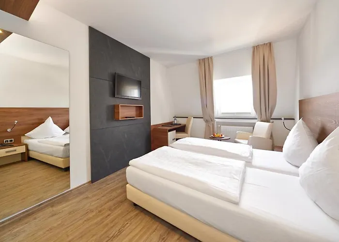 호텔 Doctor Weinstube 베른카슈텔쿠에스