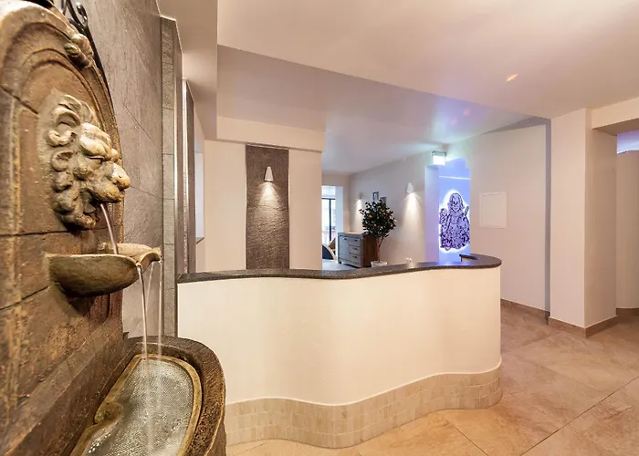 Hotel Doctor Weinstube 3*