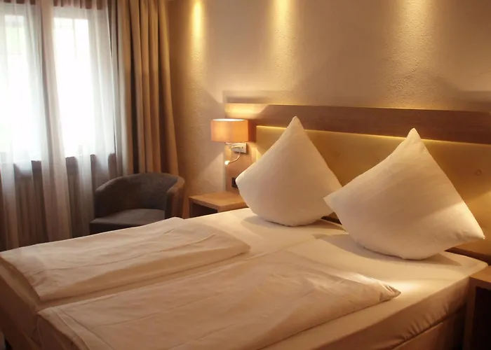 Hotel Doctor Weinstube 3*